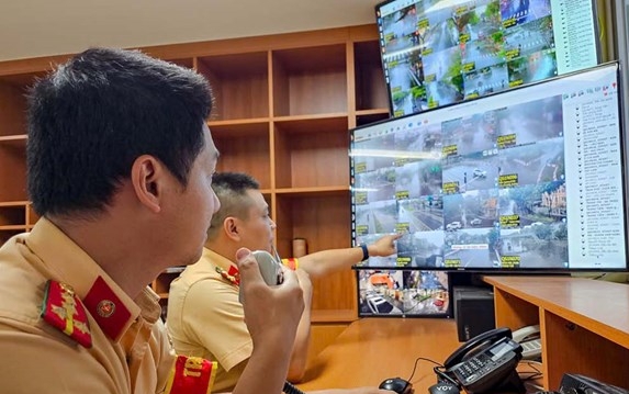 Hướng dẫn người dân nộp 